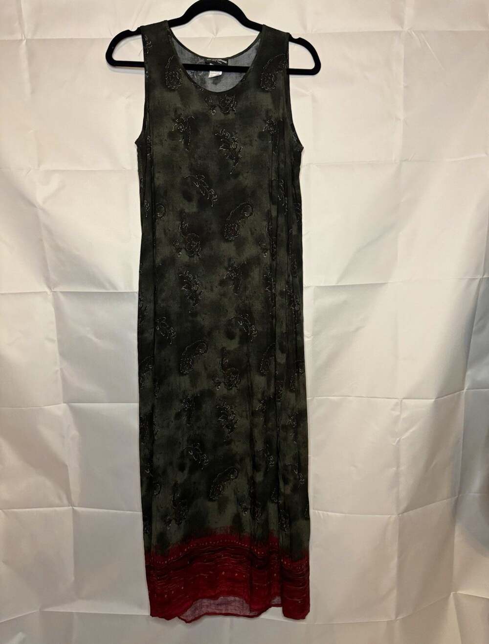 Caribou New York M Black Red Floral Embroidered Maxi Dress Scoop Neck Rayon